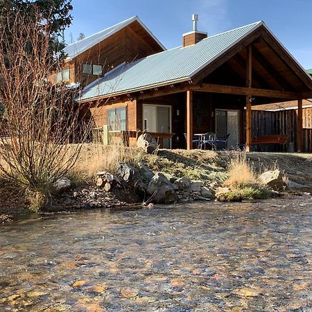Tranquil Little Cabin On The River With High Speed Wifi Villa Red River Exterior photo