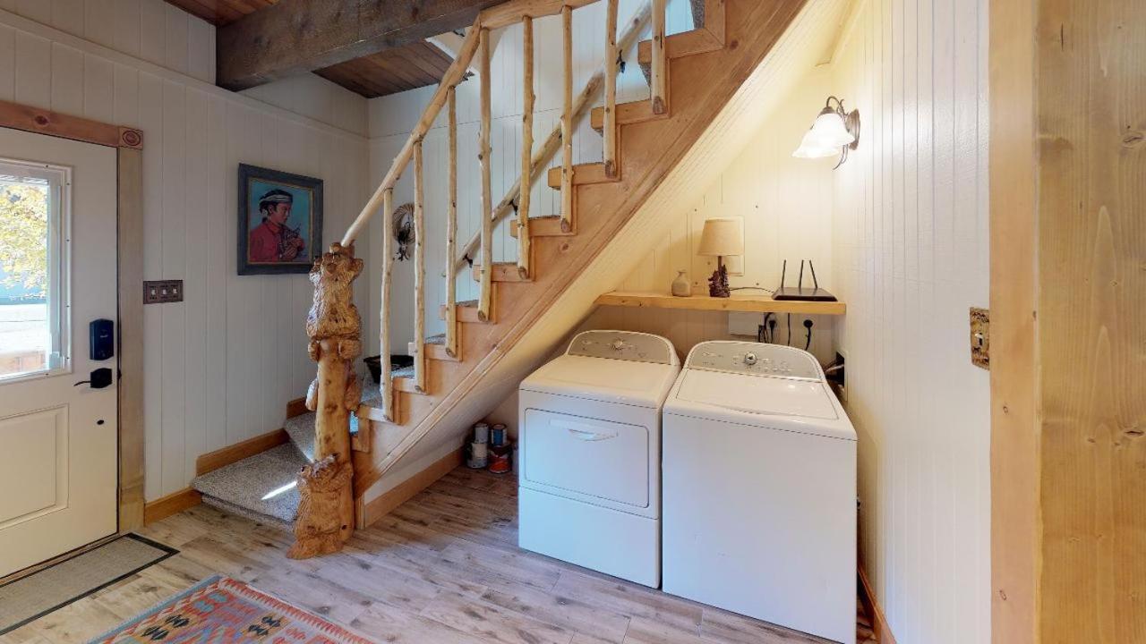Tranquil Little Cabin On The River With High Speed Wifi Villa Red River Exterior photo